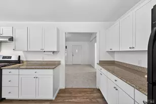 10661 Woodside Dr, Forestville, CA 95436 - Photo 9