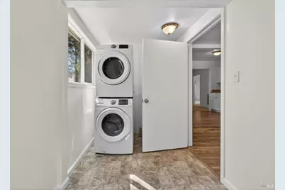 10661 Woodside Drive, Forestville, CA 95436 - Photo 15