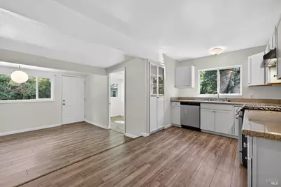 10661 Woodside Drive, Forestville, CA 95436 - Photo 7