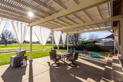 18094 Spyglass Road, Hidden Valley Lake, CA 95467 - Photo 33