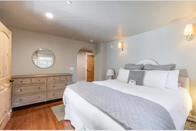 25 W Grant Street, Healdsburg, CA 95448 - Photo 33
