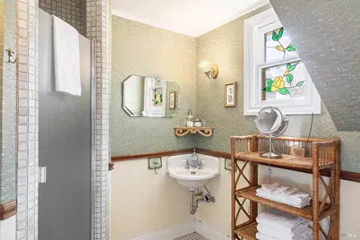25 W Grant Street, Healdsburg, CA 95448 - Photo 27