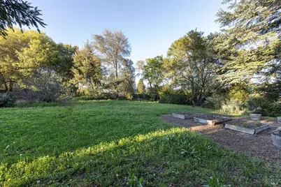 25 W Grant Street, Healdsburg, CA 95448 - Photo 47