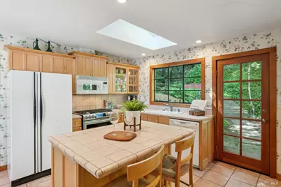 1311 W Dry Creek Road, Healdsburg, CA 95448 - Photo 15