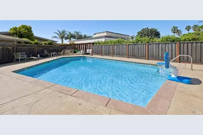 28 Royal Court, San Rafael, CA 94901 - Photo 37