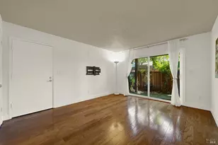 548 Arcadia Dr, Vacaville, CA 95687 - Photo 9