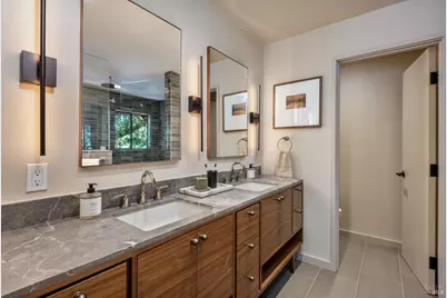 18492 White Oak Drive, Sonoma, CA 95476 - Photo 15