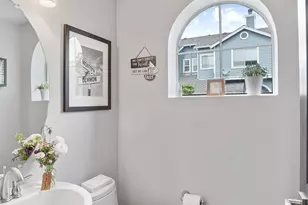 440 E E St, Benicia, CA 94510 - Photo 17