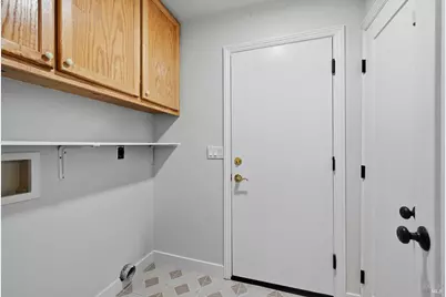 18669 Deer Hill Road, Hidden Valley Lake, CA 95467 - Photo 25