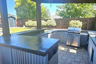 354 Wikiup Dr, Santa Rosa, CA 95403 - Photo 17