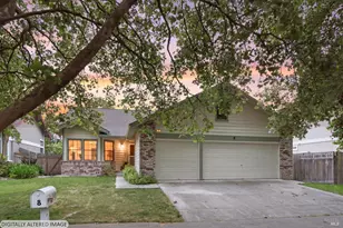 8 Starling Dr, Petaluma, CA 94954 - Photo 3