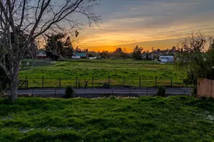 5250 Wendell Ln, Sebastopol, CA 95472 - Photo 9