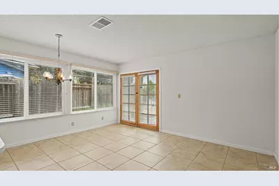 91 Banbury Way, Benicia, CA 94510 - Photo 5