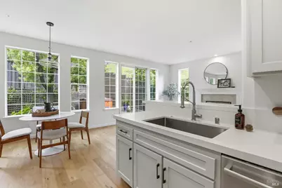 11 Red Oak Court, Novato, CA 94949 - Photo 13