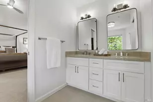 11 Red Oak Ct, Novato, CA 94949 - Photo 29