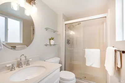 525 Oak Lake Avenue, Santa Rosa, CA 95409 - Photo 19