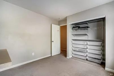 525 Oak Lake Avenue, Santa Rosa, CA 95409 - Photo 21