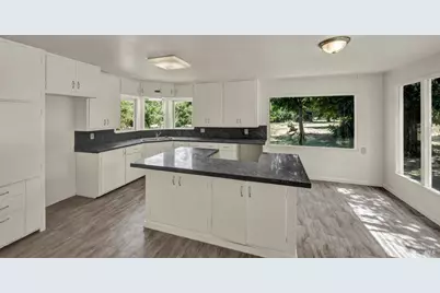 22550 Shady Grove Road, Middletown, CA 95461 - Photo 13