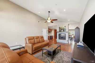 1640 Jenna Place, Santa Rosa, CA 95403 - Photo 5