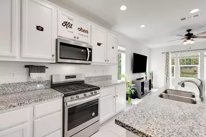 543 Vega Way, Vacaville, CA 95687 - Photo 7