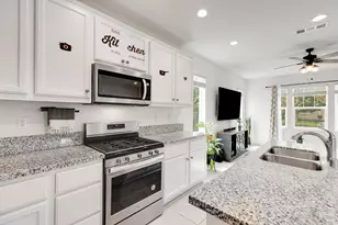 543 Vega Way, Vacaville, CA 95687 - Photo 5