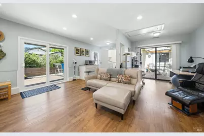 465 San Marin Drive, Novato, CA 94945 - Photo 17