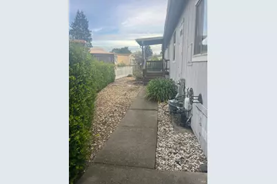 33 Chestnut Court, Rohnert Park, CA 94928 - Photo 3