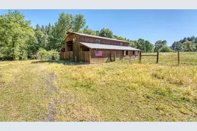 7001 Hearst Willits Road, Willits, CA 95490 - Photo 33