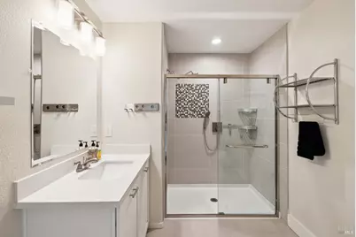 2672 Franz Kafka Avenue, Santa Rosa, CA 95404 - Photo 17