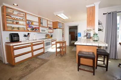 10180 Highway 29, Lower Lake, CA 95457 - Photo 11