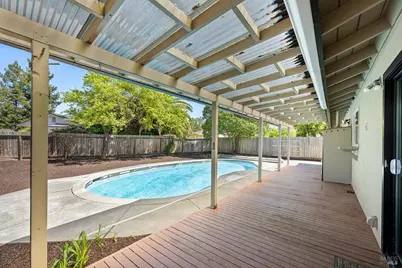 2621 Neotomas Avenue, Santa Rosa, CA 95405 - Photo 27