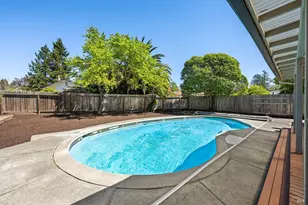 2621 Neotomas Ave, Santa Rosa, CA 95405 - Photo 3