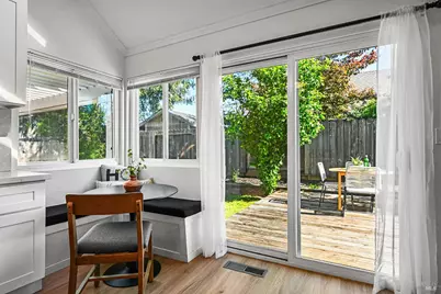 855 Garden Court, Petaluma, CA 94954 - Photo 9