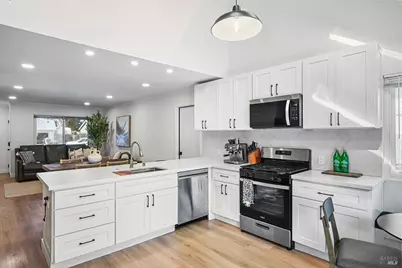 855 Garden Court, Petaluma, CA 94954 - Photo 29