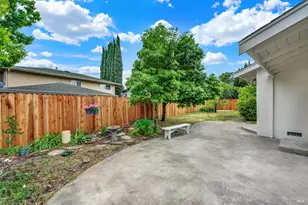 413 Violet Ct, Fairfield, CA 94533 - Photo 57
