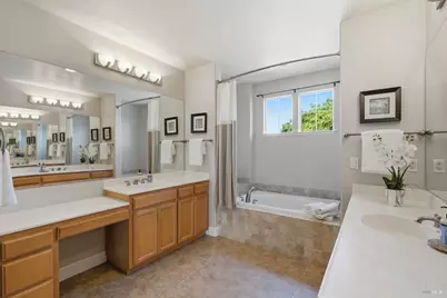 925 Pinot Noir Way, Windsor, CA 95492 - Photo 25