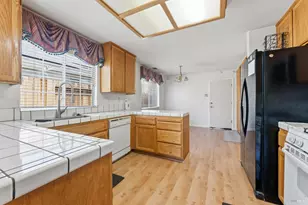 2263 Garnet Dr, Vallejo, CA 94591 - Photo 17