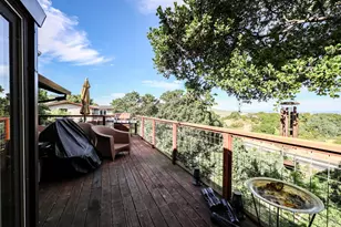 11 Green Point Ln, Novato, CA 94945 - Photo 27