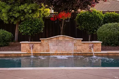 1001 Barkwood Court, Vacaville, CA 95687 - Photo 5