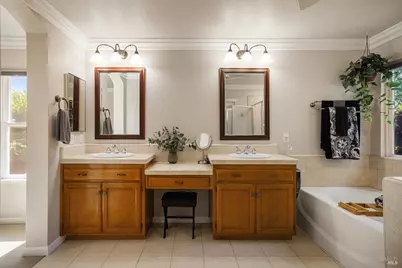 1001 Barkwood Court, Vacaville, CA 95687 - Photo 45