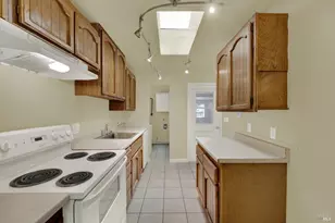 499 Apple Tree Ln, Fairfield, CA 94533 - Photo 3