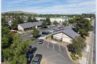 690 E Tabor Avenue, Fairfield, CA 94533 - Photo 15