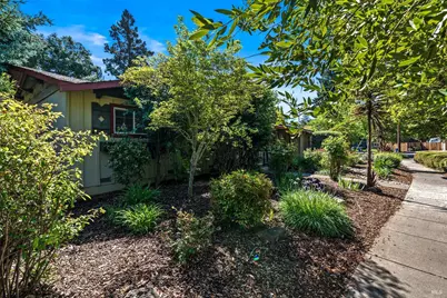 2608 W Pueblo Avenue, Napa, CA 94558 - Photo 7