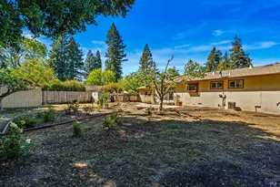 2608 W Pueblo Ave, Napa, CA 94558 - Photo 43