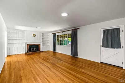 2608 W Pueblo Avenue, Napa, CA 94558 - Photo 9