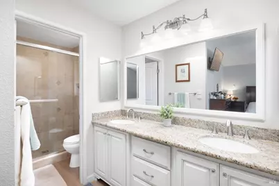 331 Bridgeport Court, Vacaville, CA 95687 - Photo 45