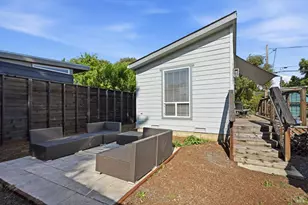 819 Center St, Healdsburg, CA 95448 - Photo 29
