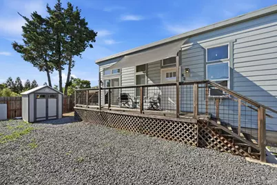 819 Center Street, Healdsburg, CA 95448 - Photo 31