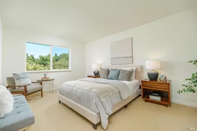 132 Tiburon Boulevard, San Rafael, CA 94901 - Photo 11