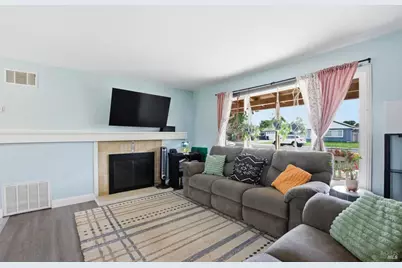 913 5th Street, Fairfield, CA 94533 - Photo 11